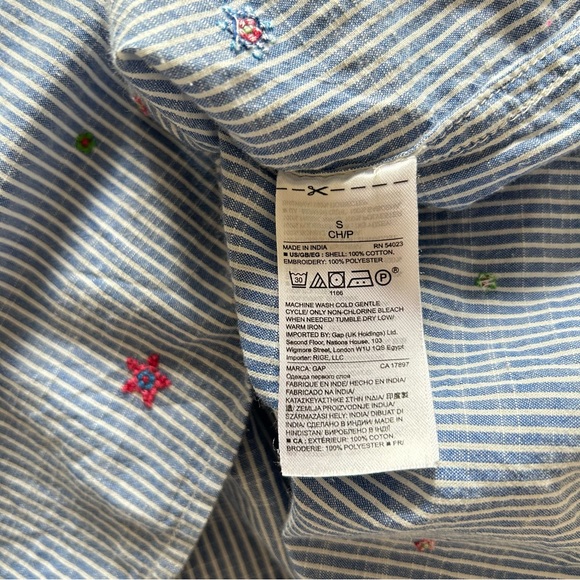 Gap Embroidered Flowers Long Sleeve Button Down Shirt, Blue/White - Picture 8 of 8
